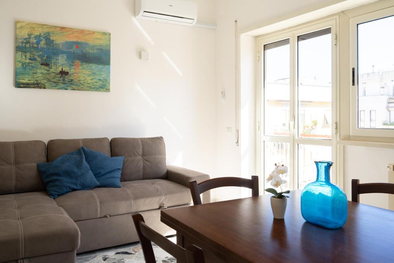 テッラチーナCasa Del Sole, In Via Sicilia Vicino Al Mareアパートメント エクステリア 写真