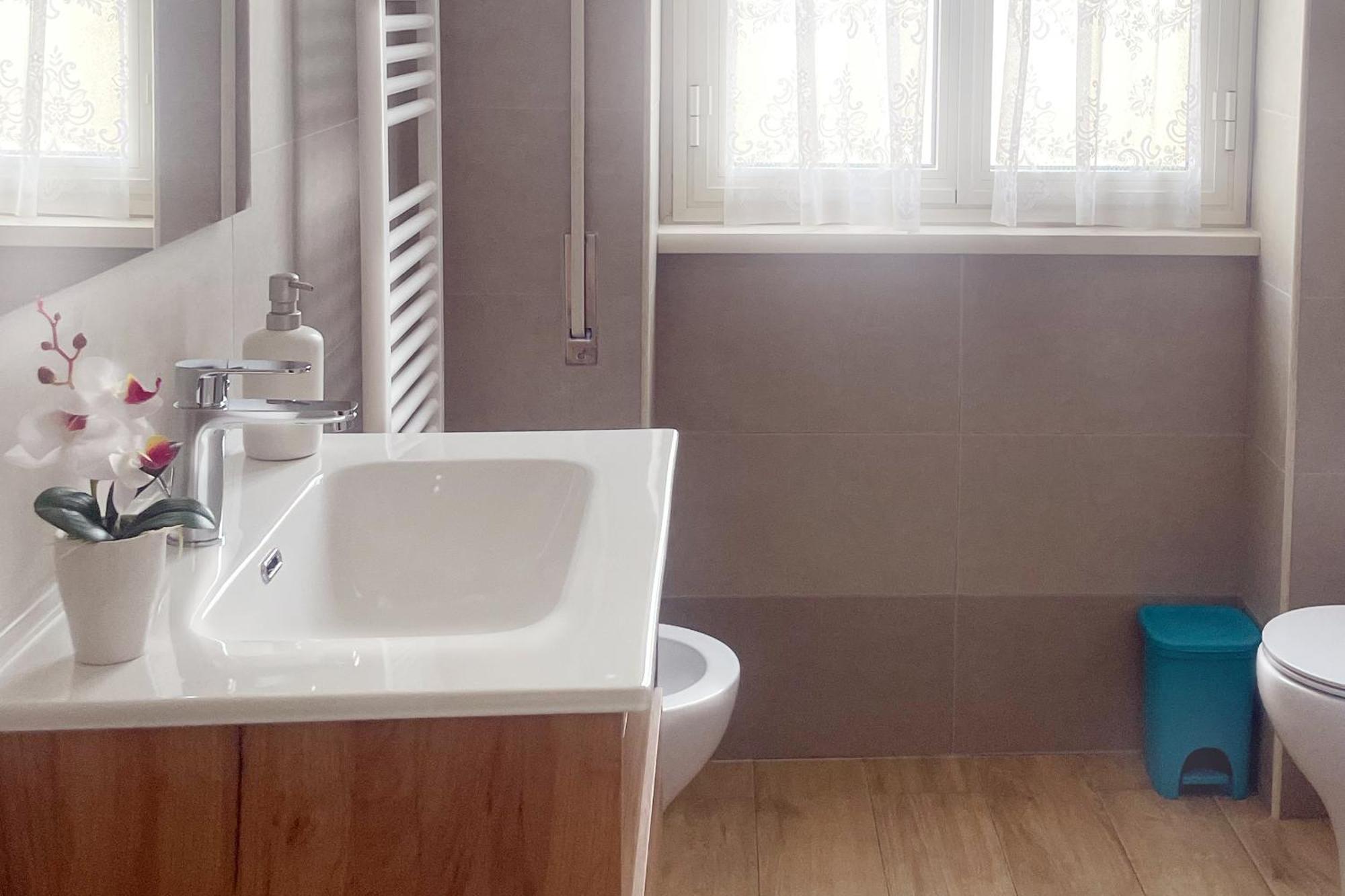 テッラチーナCasa Del Sole, In Via Sicilia Vicino Al Mareアパートメント エクステリア 写真